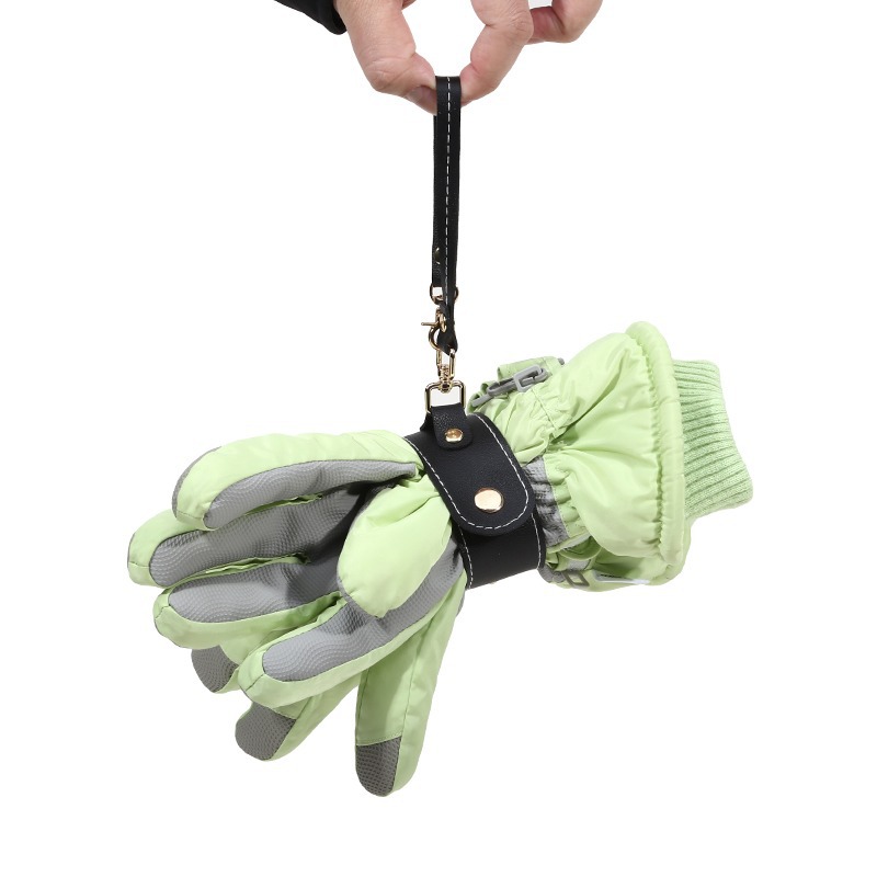 حامل قفاز لإكسسوارات السفر من  - مراجعة Travel Accessories Ideas وسعره